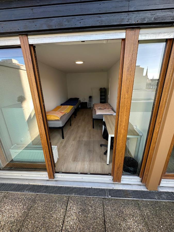 Appartement Nice, Big And With 2 Balconies Karlsruhe