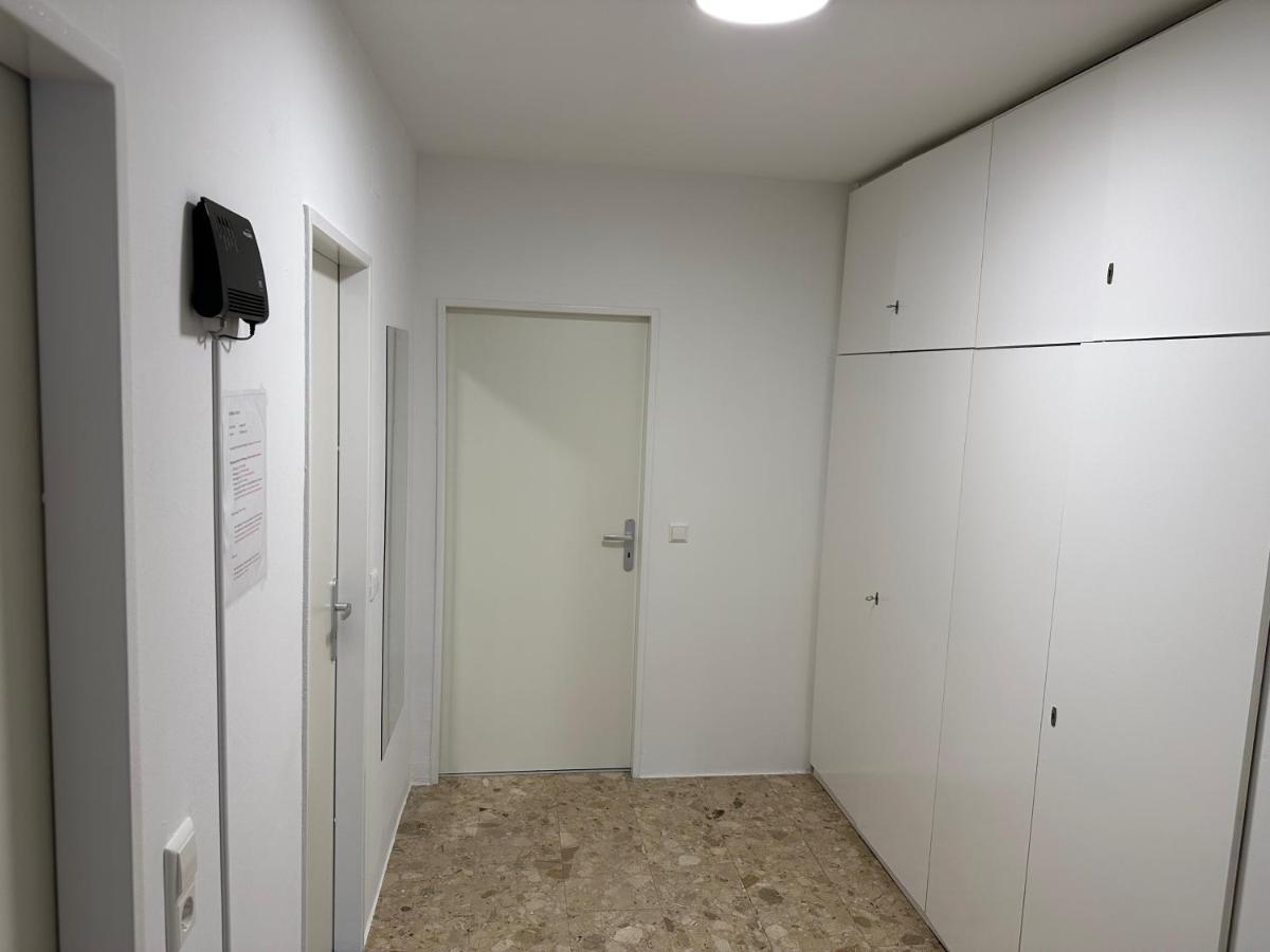 Nice, Big And With 2 Balconies Apartment Karlsruhe